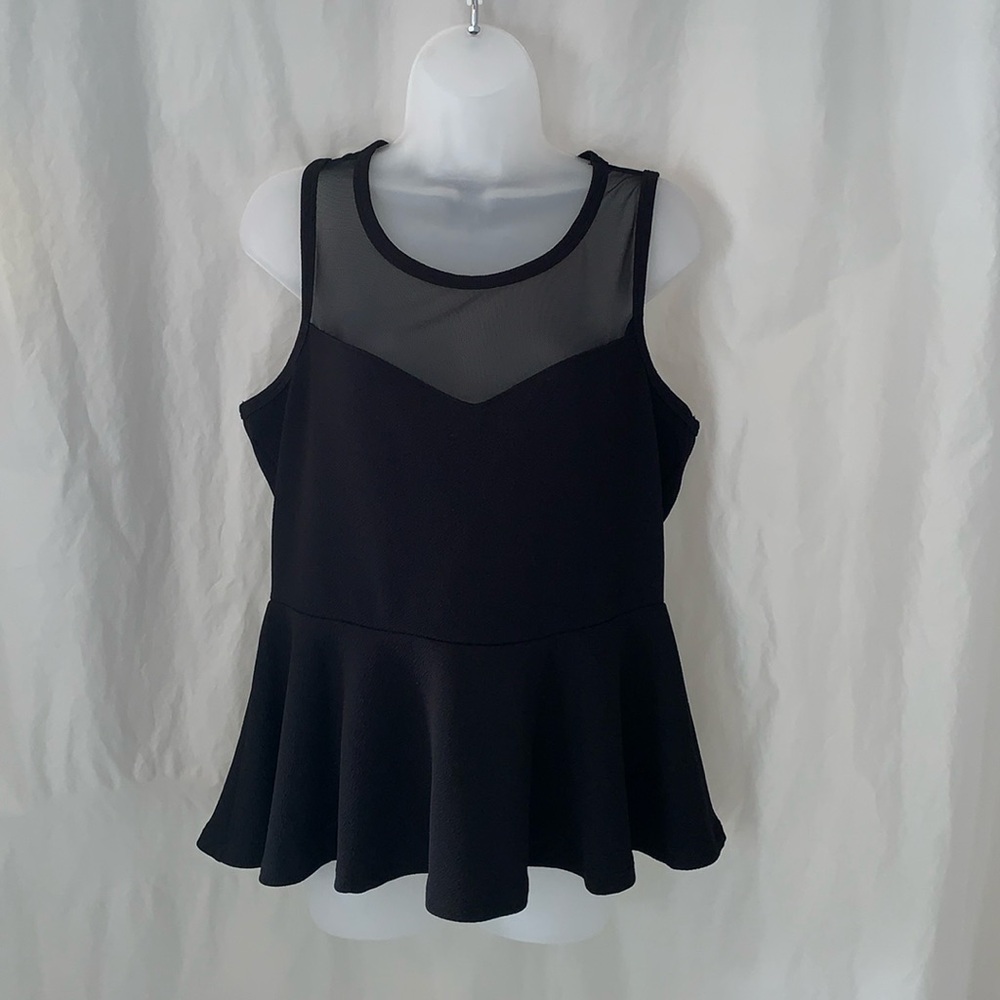 EUC 2X F21+ Sweetheart Neck Mesh Peplum Sleeveless Top Black